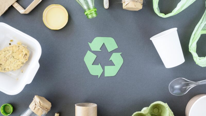 Analisi imperfezioni nello Stampaggio a Iniezione: Cause e Soluzioni risolutive